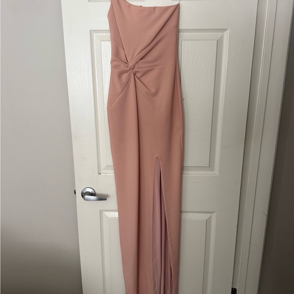 Nookie Lush One Shoulder Gown in Blush, Size Small
Worn once for a wedding - Picture 2 of 6